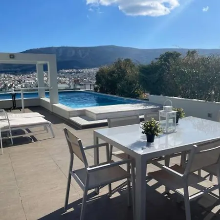 Lycabettus Hill Penthouse, Private Roof Garden & Pool Appartement Athènes