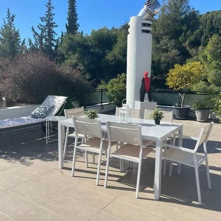 Lycabettus Hill Penthouse, Private Roof Garden & Pool