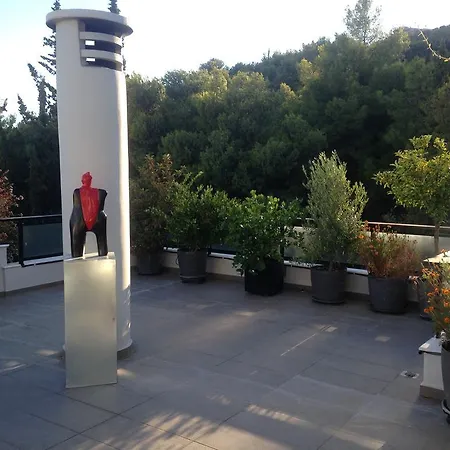 Lycabettus Hill Penthouse, Private Roof Garden & Pool