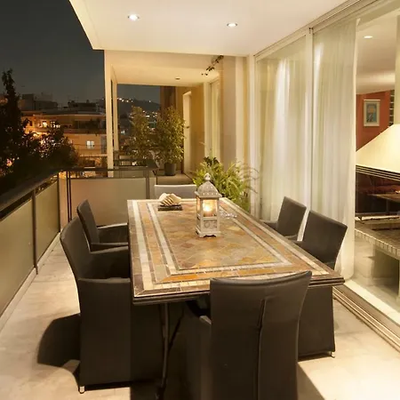 Lycabettus Hill Penthouse, Private Roof Garden & Pool * Athènes